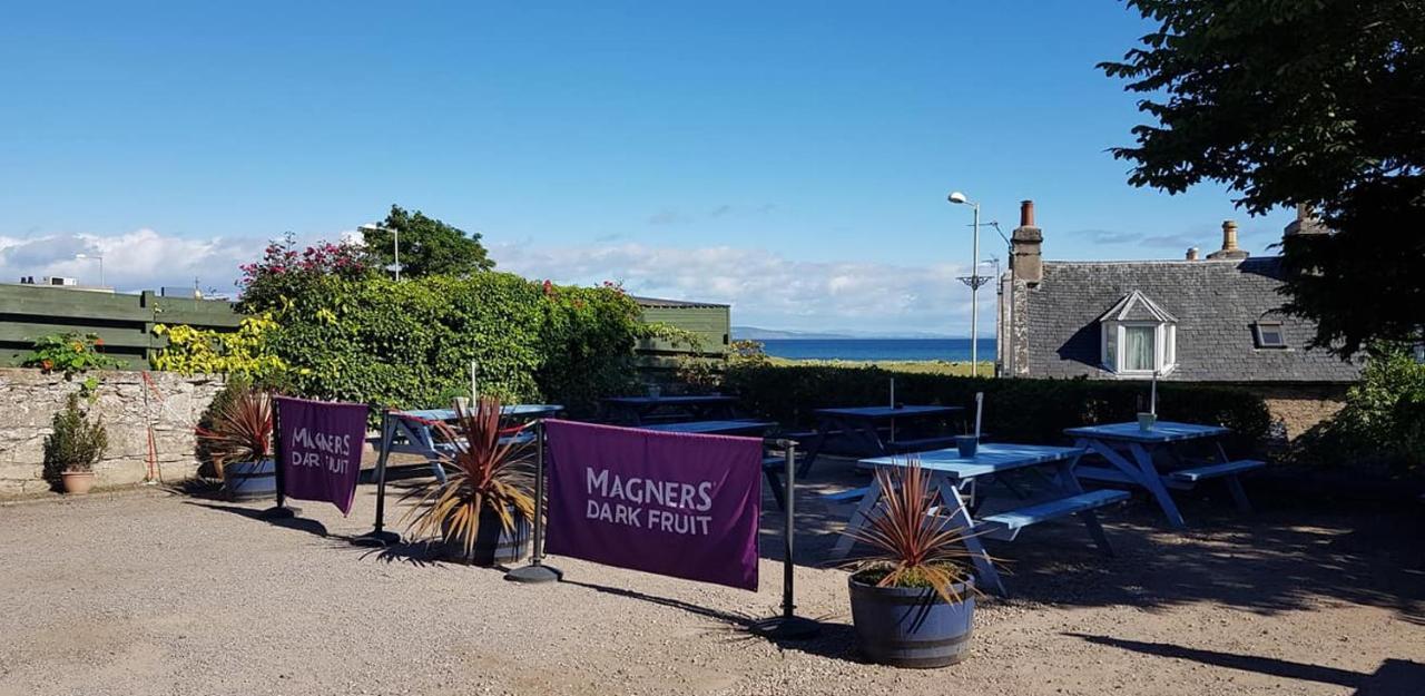 Hotel The Havelock Nairn Esterno foto